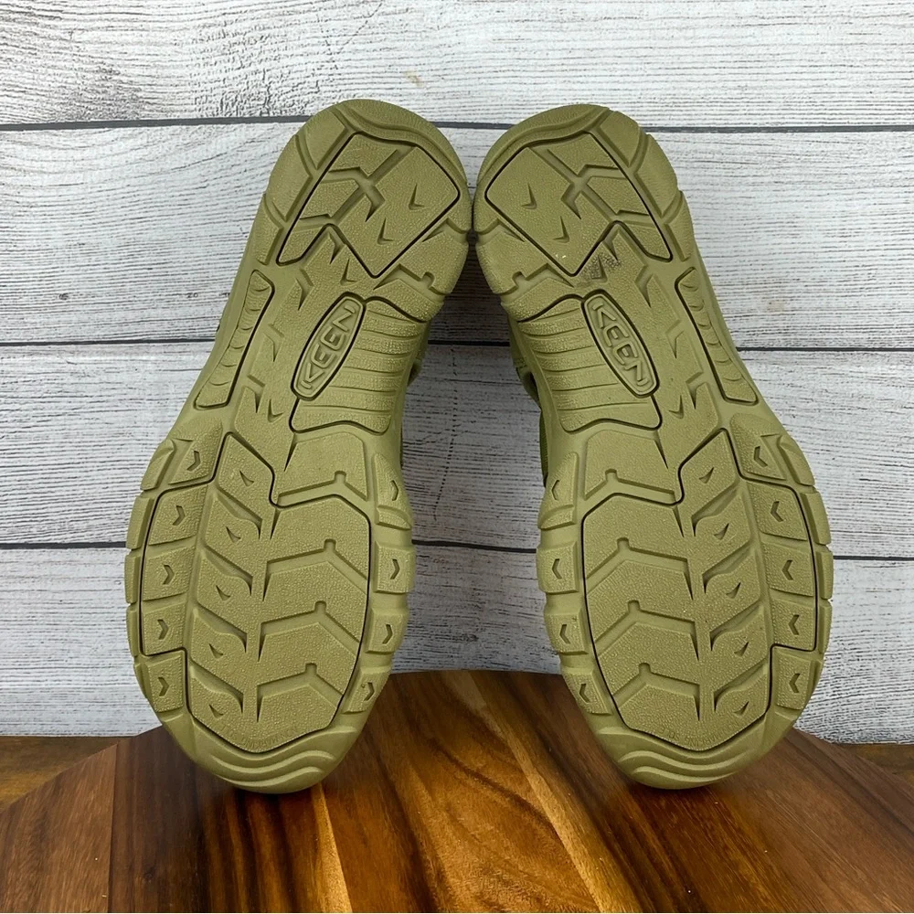 NEW Keen Newport H2 Sandals Monochrome Olive Waterproof Toe Protection Size 13